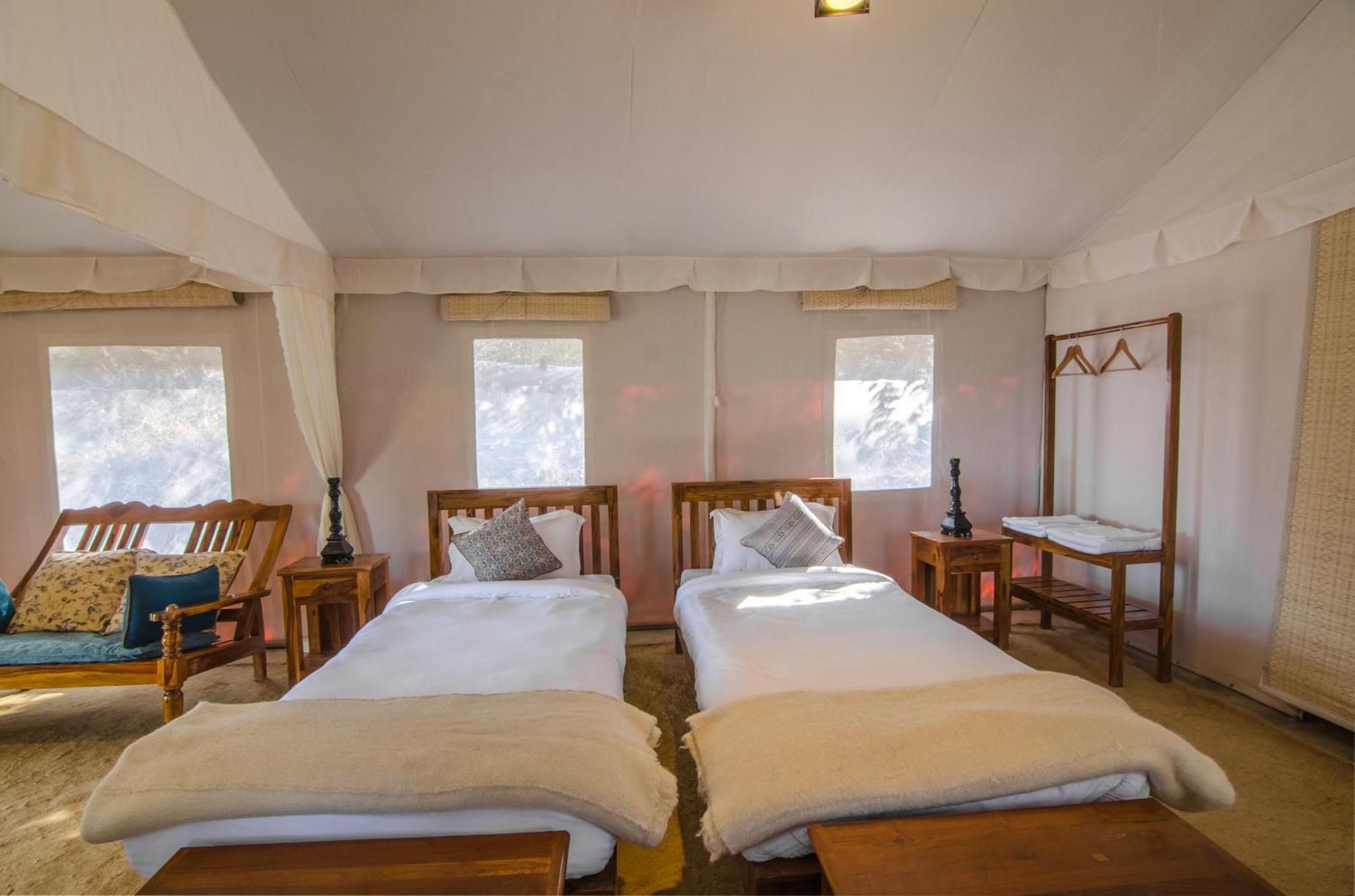 Nayalap - Rural Himalayan Glamping Hotel Shitlakhet Bagian luar foto
