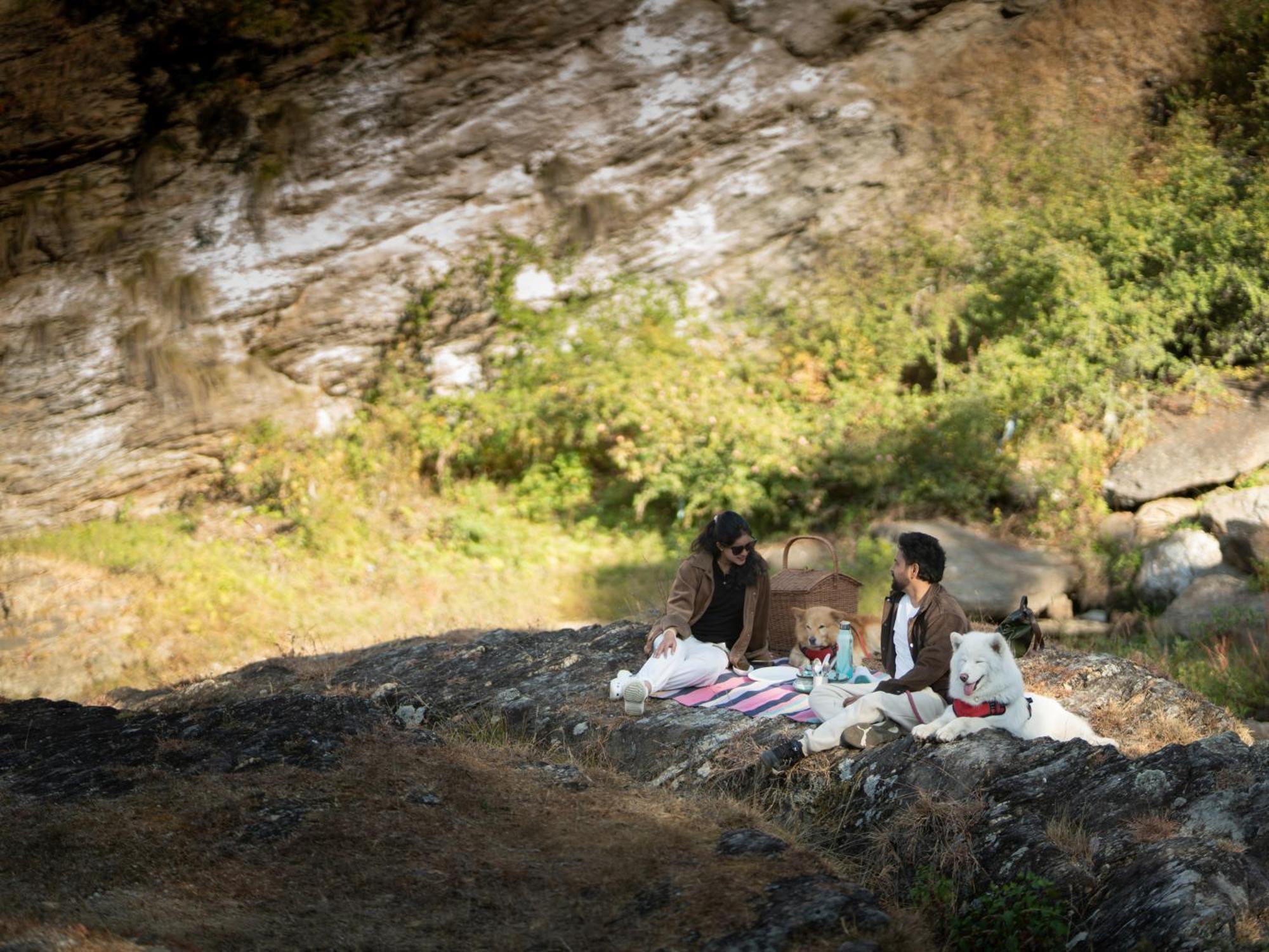 Nayalap - Rural Himalayan Glamping Hotel Shitlakhet Bagian luar foto