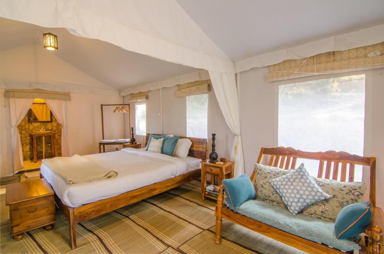 Nayalap - Rural Himalayan Glamping Hotel Shitlakhet Bagian luar foto